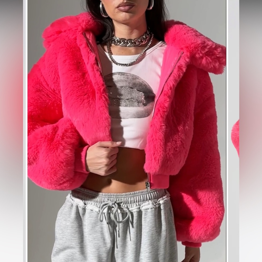 AKIRA NWT FAUX FUR BOMBER IN HOT PINK 💕Size M - Picture 10 of 15